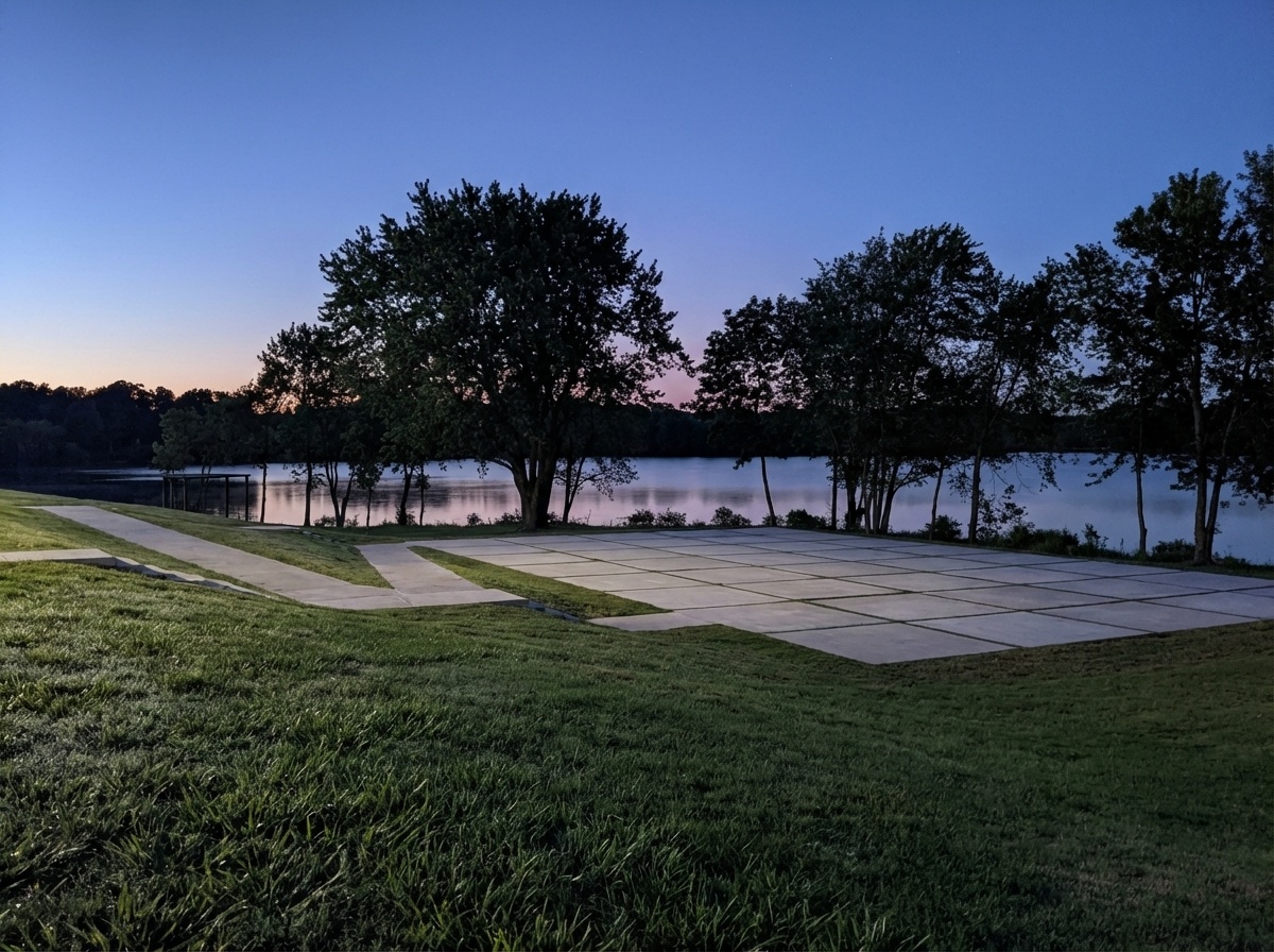 Heroncrest Event Center overlooking Lake Elmdale
